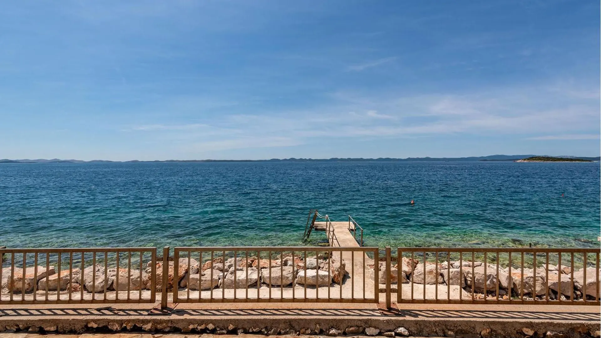 Amazing Apartment In Zdrelac With Jacuzzi