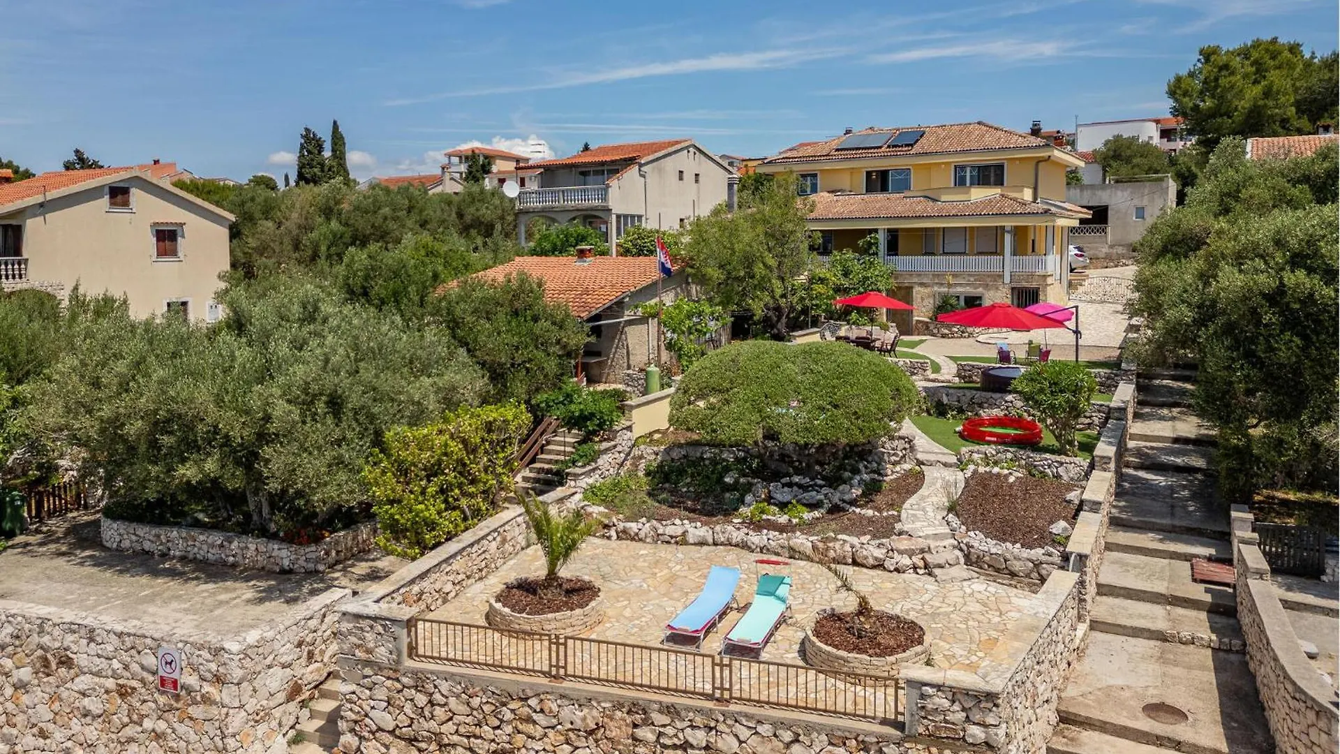 Amazing Apartment In Zdrelac With Jacuzzi Hırvatistan